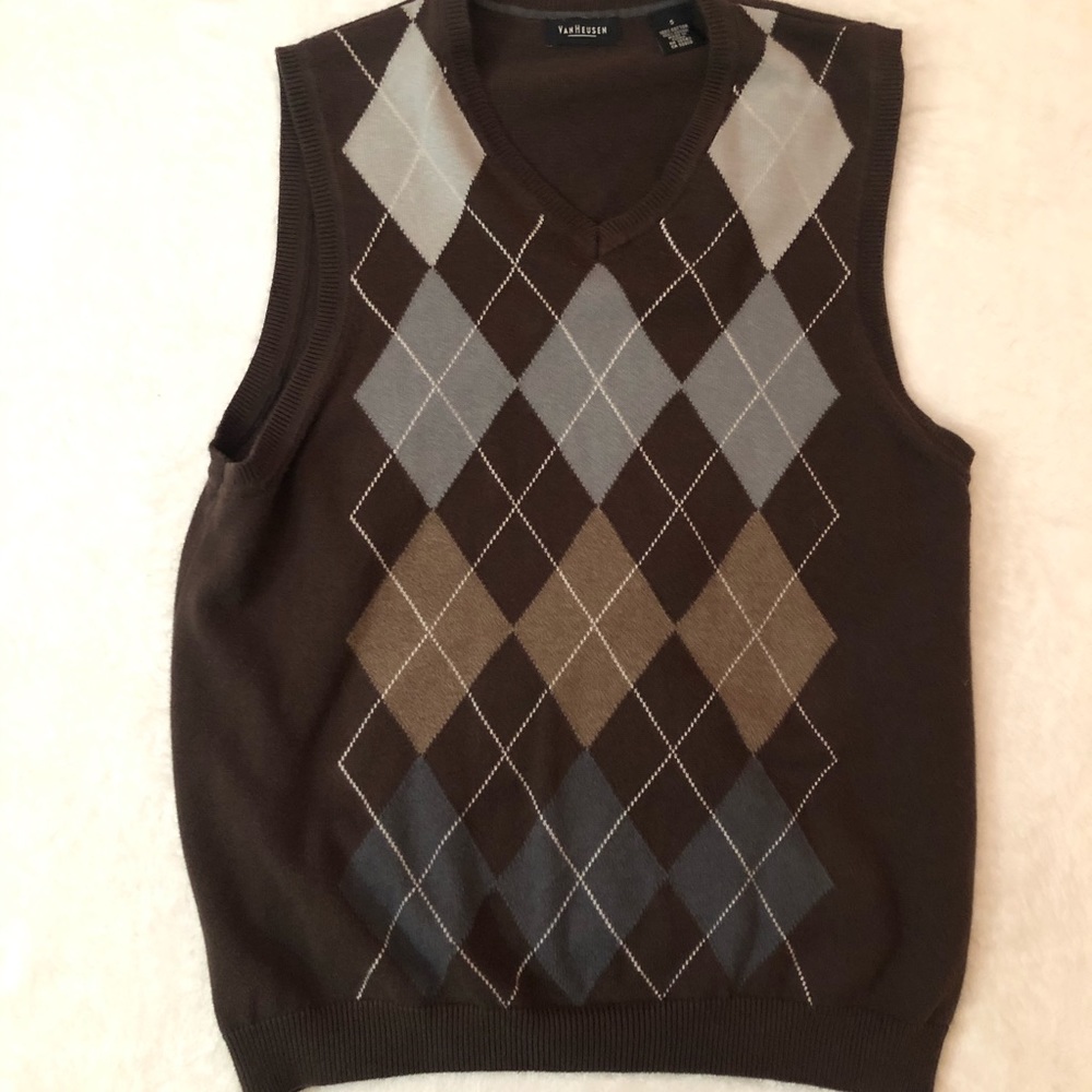 *5 for $25!* Van Heusen Sweater Vest